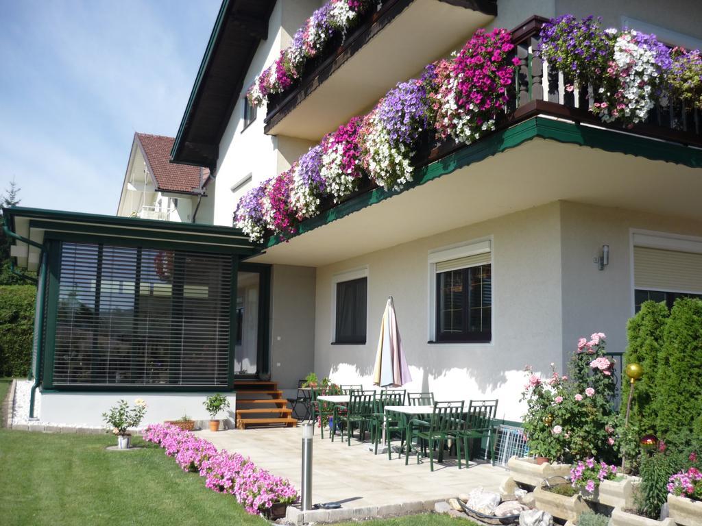 Landhaus Lassnig Moosburg Buitenkant foto